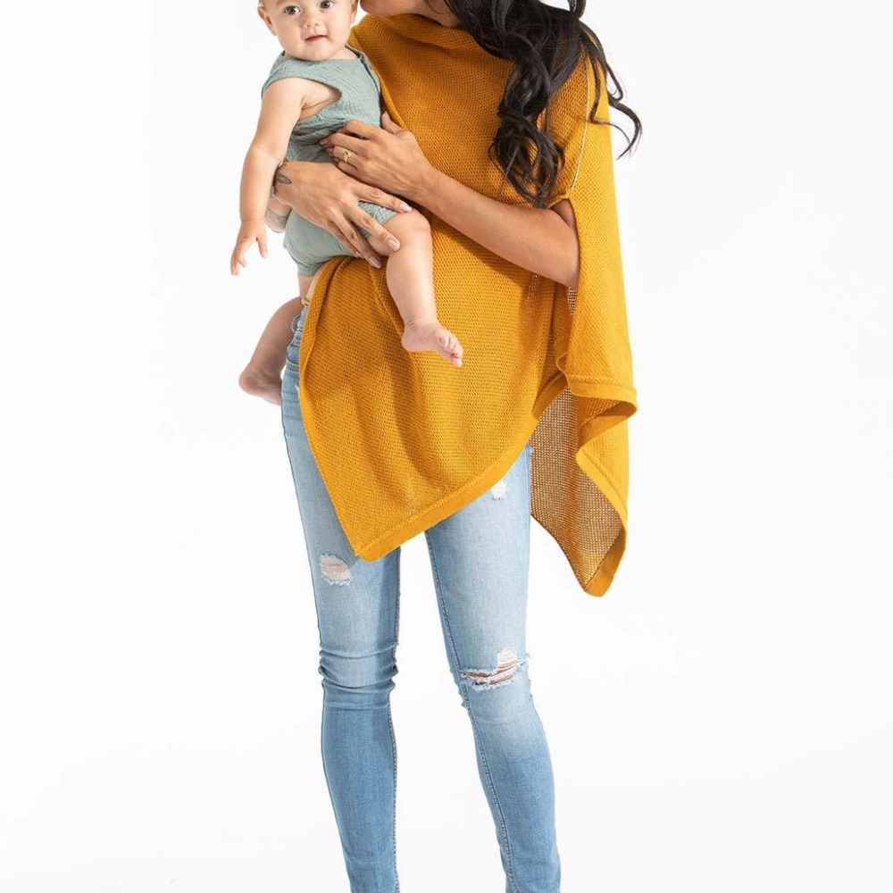Amma Cocoon. Breastfeeding cover